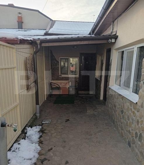 Casă individuală cu 3 camere cu Canalizare în Micro 4