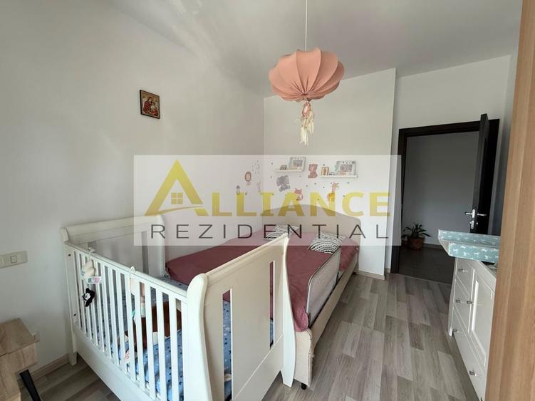 Apartament cu 2 camere decomandat, mobilat în Central