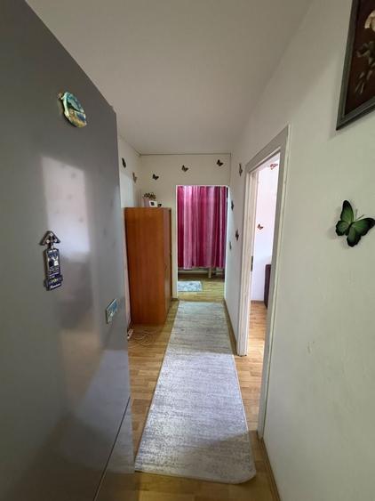 Apartament cu 2 camere decomandat în Cedonia