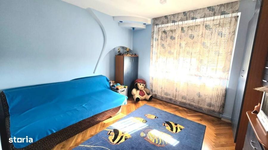 Apartament cu 3 camere în Dacia