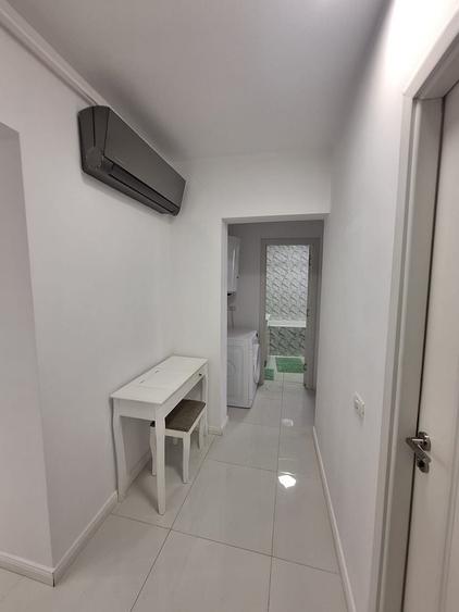 Apartament cu 3 camere decomandat, mobilat în Rahova