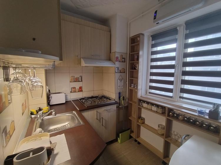 Garsonieră decomandată în Românești