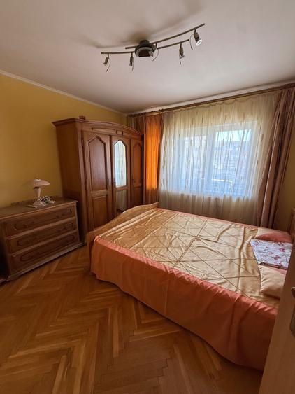 Apartament cu 3 camere decomandat în Exercițiu