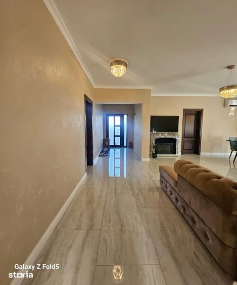 Casă cu 3 camere cu Teren 471 Mp în Sântandrei