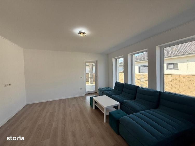 Casă cu 3 camere cu Teren 450 Mp în Central