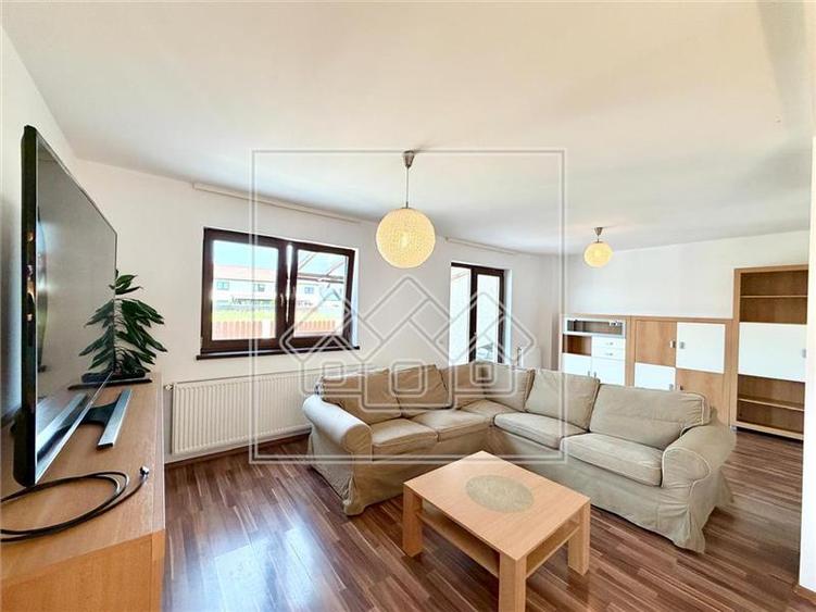 Duplex cu 4 camere cu Teren 250 Mp în Șelimbăr