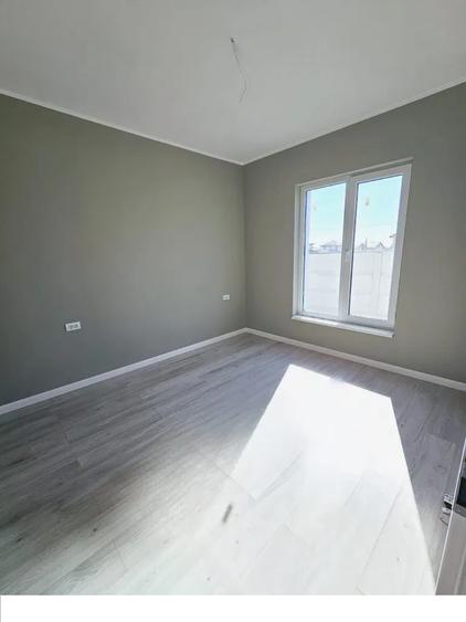 Casă individuală cu 3 camere cu Teren 265 Mp în Berceni