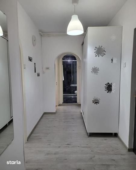 Apartament cu 3 camere în Cantacuzino