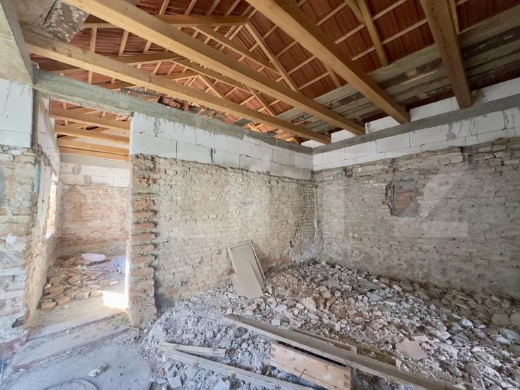 Casă individuală cu 3 camere cu Canalizare în Aiud