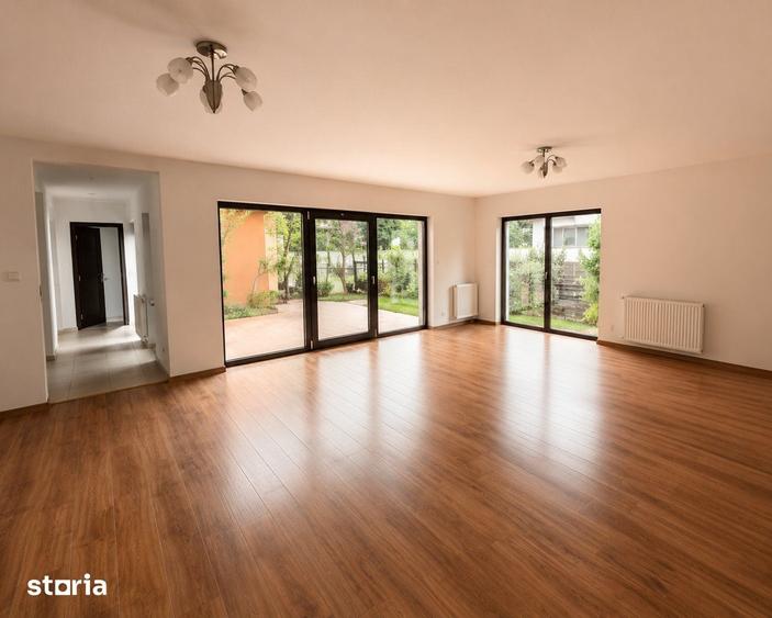 Casă cu 4 camere cu Teren 520 Mp în Adunații-Copăceni