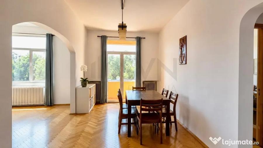 Casă cu 18 camere cu Teren 150 Mp în Grădina Icoanei