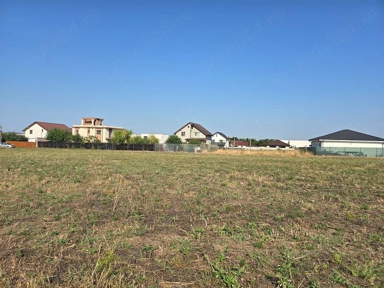 Teren de 20000 mp, în Lazu