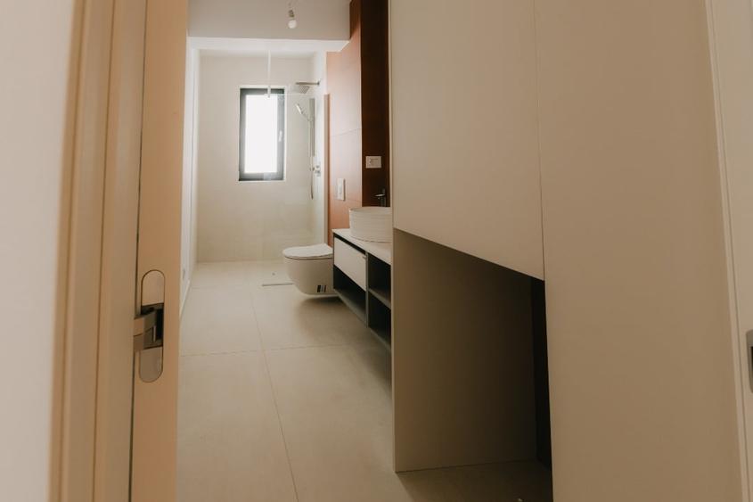 Apartament cu 2 camere decomandat în Torontalului