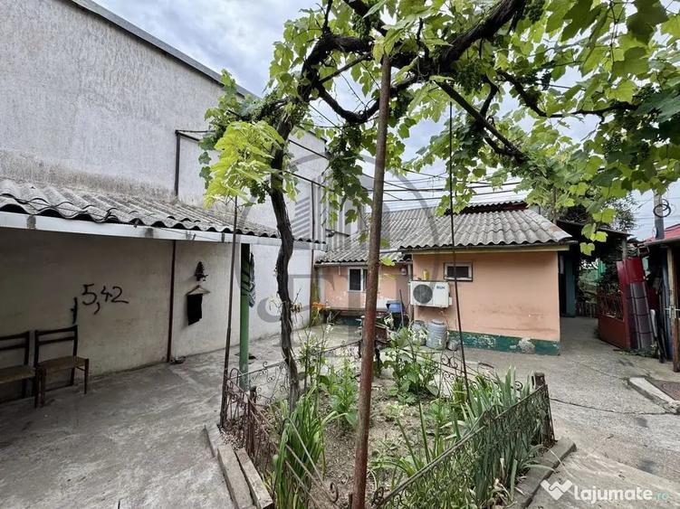 Casă cu 3 camere cu Teren 130 Mp în Brătianu