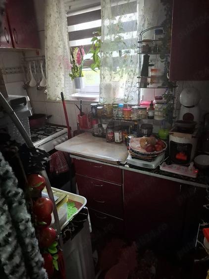 Garsonieră decomandată în Drăgășani