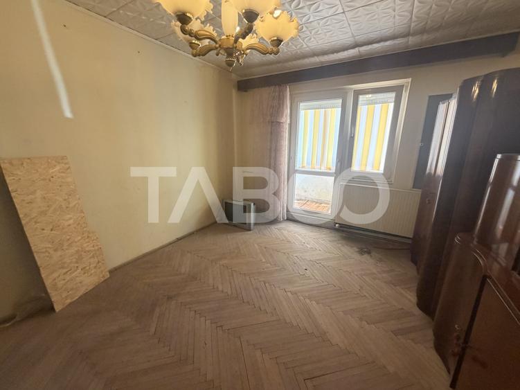 Apartament semidecomandat 37mpu 2 camere boxa la subsol balcon Parcare - 2