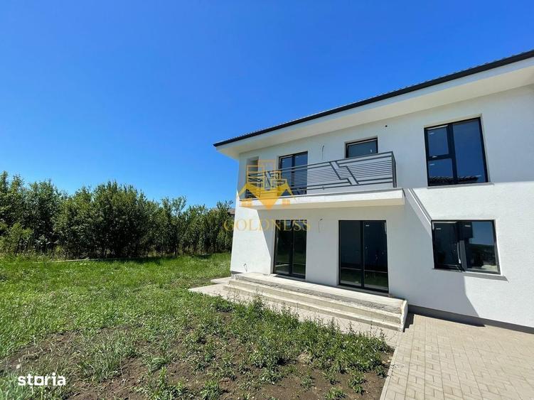 Casă cu 4 camere în Juc-Herghelie