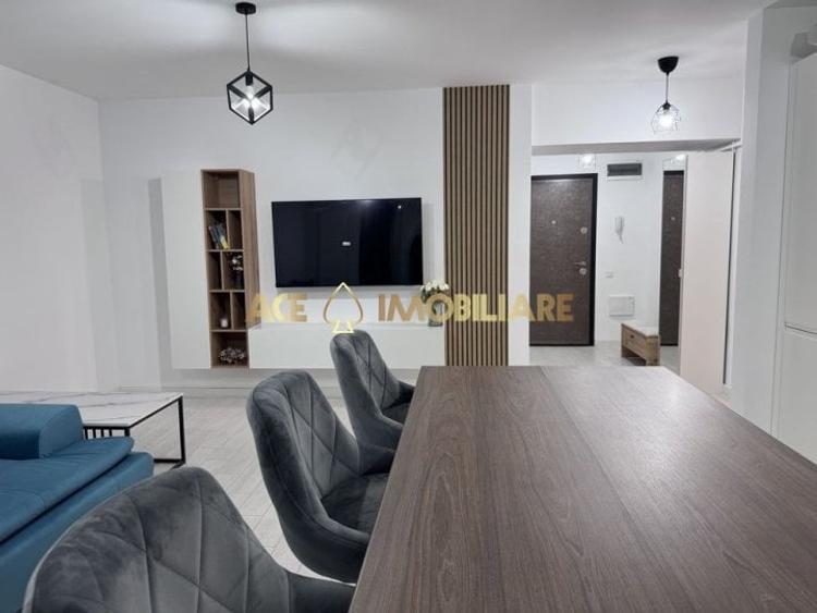 Apartament cu 3 camere decomandat, mobilat în Drumul Taberei
