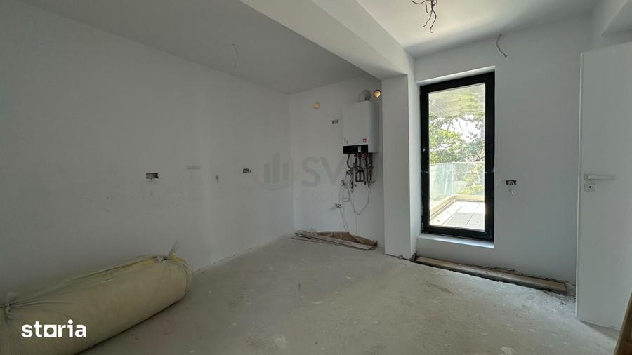 Apartament cu 5 camere decomandat în Centrul Civic