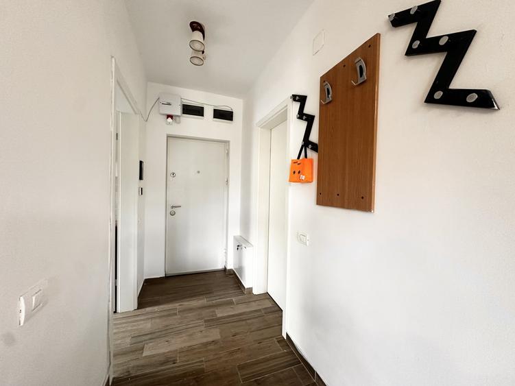 Garsonieră decomandată, mobilată în Complex Studențesc