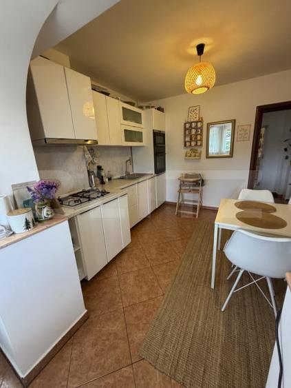 Apartament 2 camere , etaj 2 , lift , Burdujeni - 1