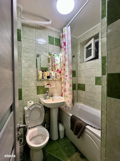 Apartament cu 2 camere semidecomandat în Podul de Piatră