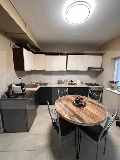 Casa spa?ioasa, de vanzare, cu 4 camere, 120 mp, zona Selgros - 12