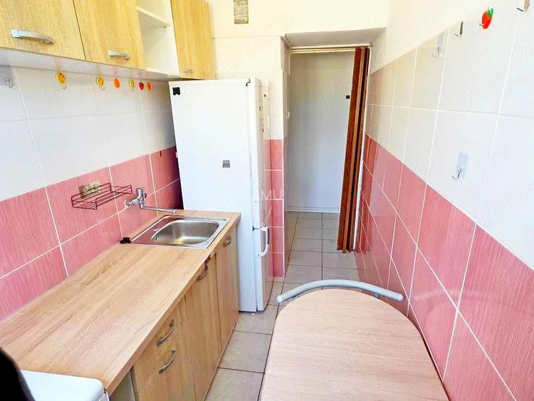 La doar 285 euro, de inchiriat apartament cu doua camere in zona Dacia.