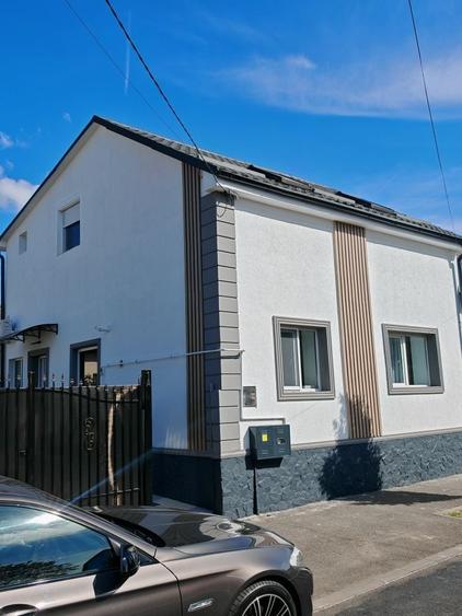 Casă cu 3 camere în Titulescu