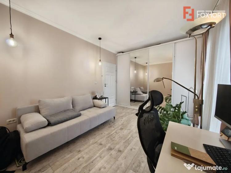 Apartament cu 3 camere decomandat în Girocului