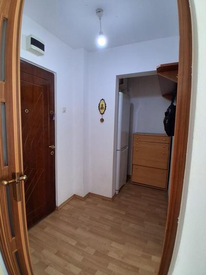 Apartament cu 2 camere semidecomandat în Dărmănești