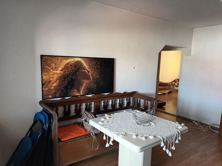Inchiriez apartament 2 camere - 7