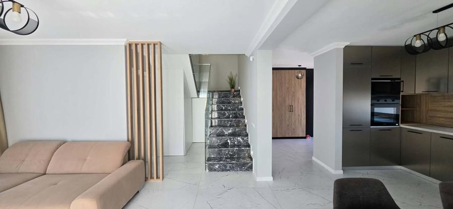 Duplex cu 3 camere cu Canalizare în Periferie