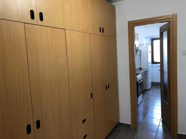 Garsonieră decomandată în Nerva Traian