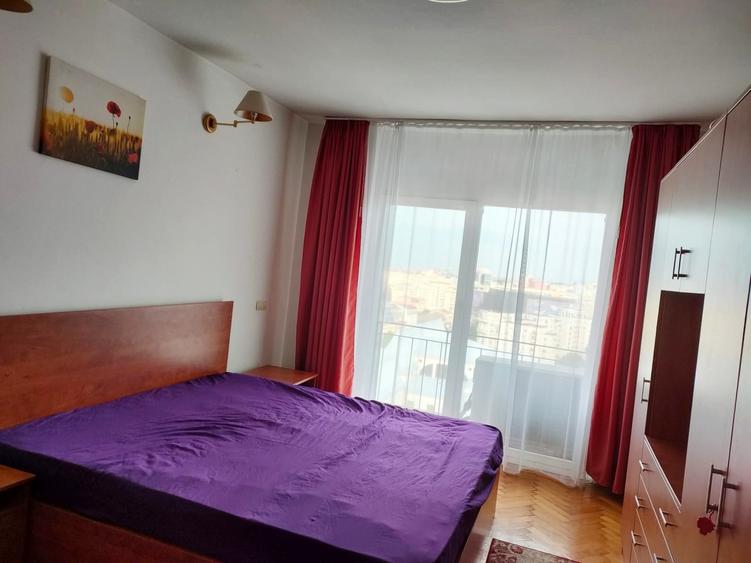 Apartament cu 3 camere semidecomandat în Națiunile Unite