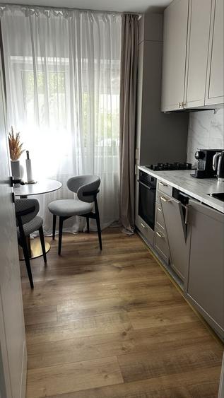Apartament cu 2 camere semidecomandat în Titan