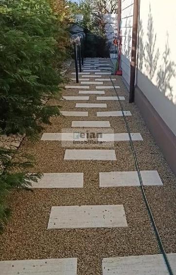 Casă cu 4 camere cu Piscina în Mogoșoaia