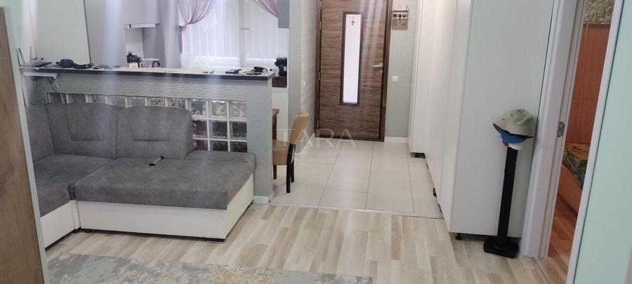 Apartament cu 3 camere semidecomandat, mobilat în Mănăștur — fotografia 1