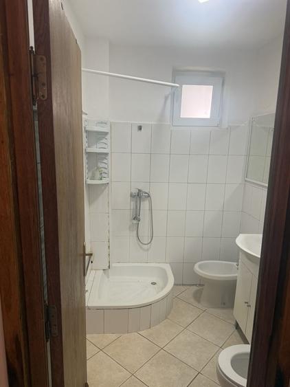 Apartament cu 2 camere semidecomandat în Exterior Vest