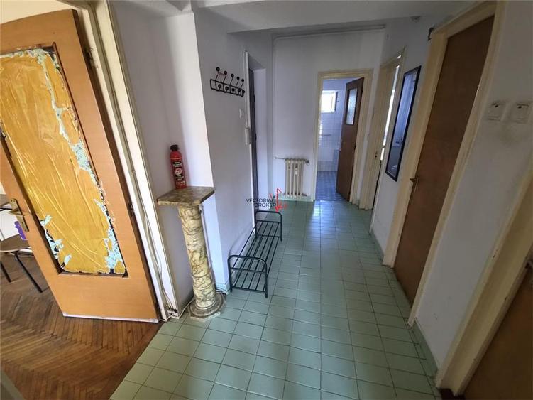 Apartament cu 2 camere decomandat în Unirii