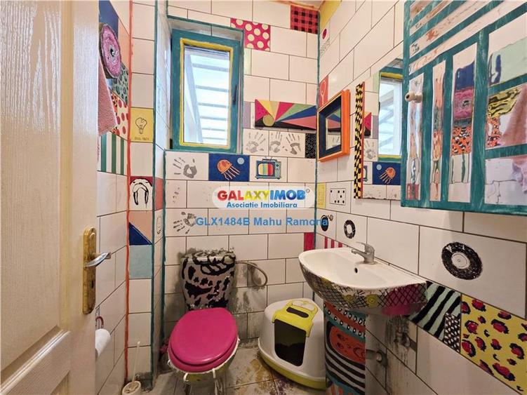 Casă cu 6 camere cu Teren 276 Mp în Est