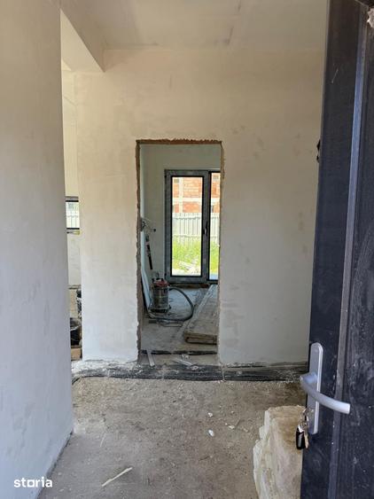 Casă cu 4 camere cu Teren 417 Mp în Tărlungeni