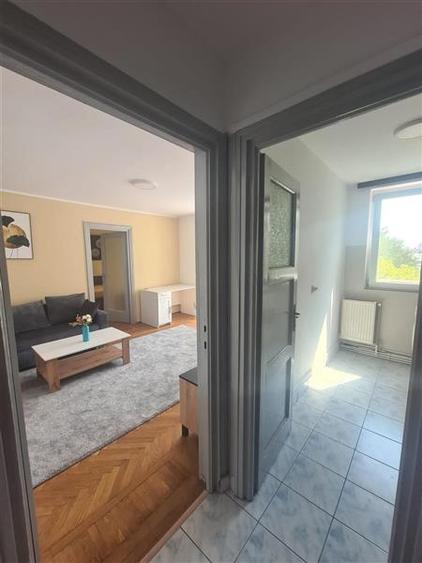 Apartament cu 2 camere semidecomandat, mobilat în Ștefan cel Mare