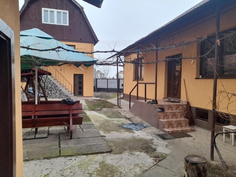 Casă individuală cu 5 camere cu Canalizare în Sângeorgiu de Mureș