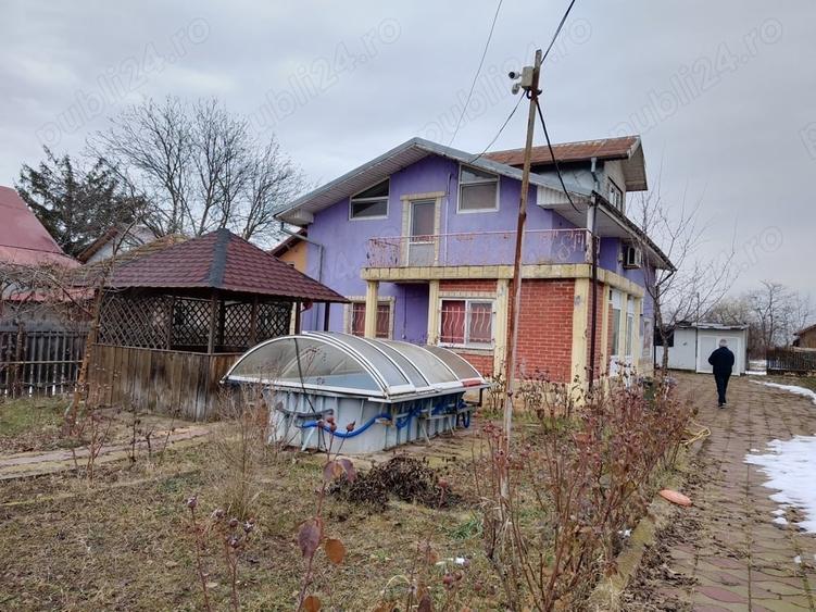 Casă cu 6 camere în Tâncăbești