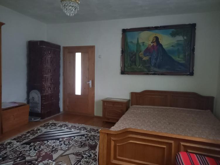 Casă cu 4 camere în Central