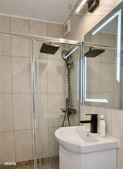 Apartament cu 2 camere semidecomandat, mobilat în Tractorul