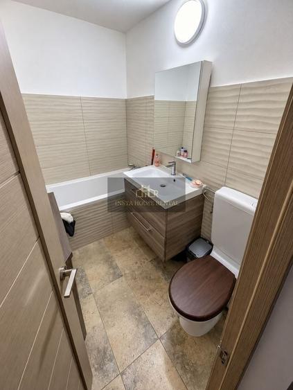 Apartament cu 2 camere semidecomandat, mobilat în 1 Mai