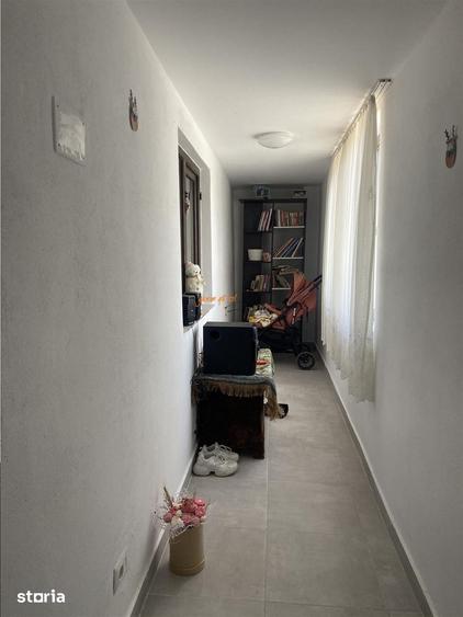 Casă cu 4 camere cu Teren 913 Mp în Vânători