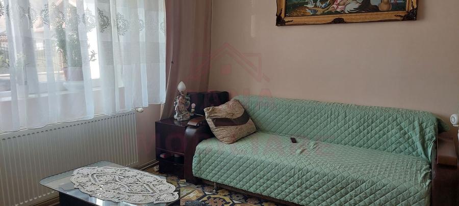 Duplex cu 4 camere cu Canalizare în Central